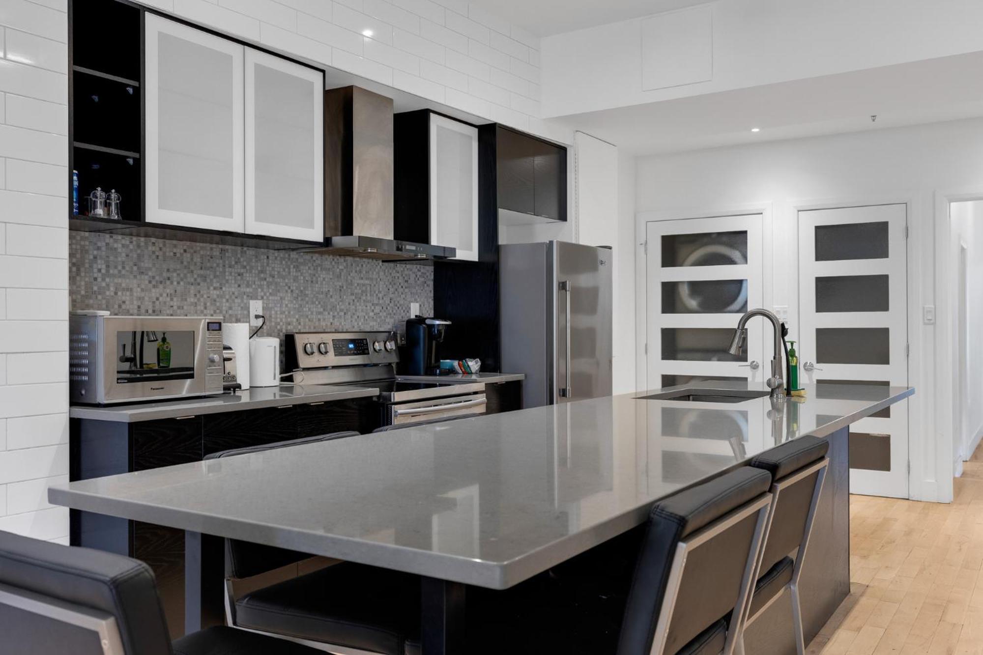 Les Lofts Du Mont Royal Apartment มอนทรีอัล ภายนอก รูปภาพ